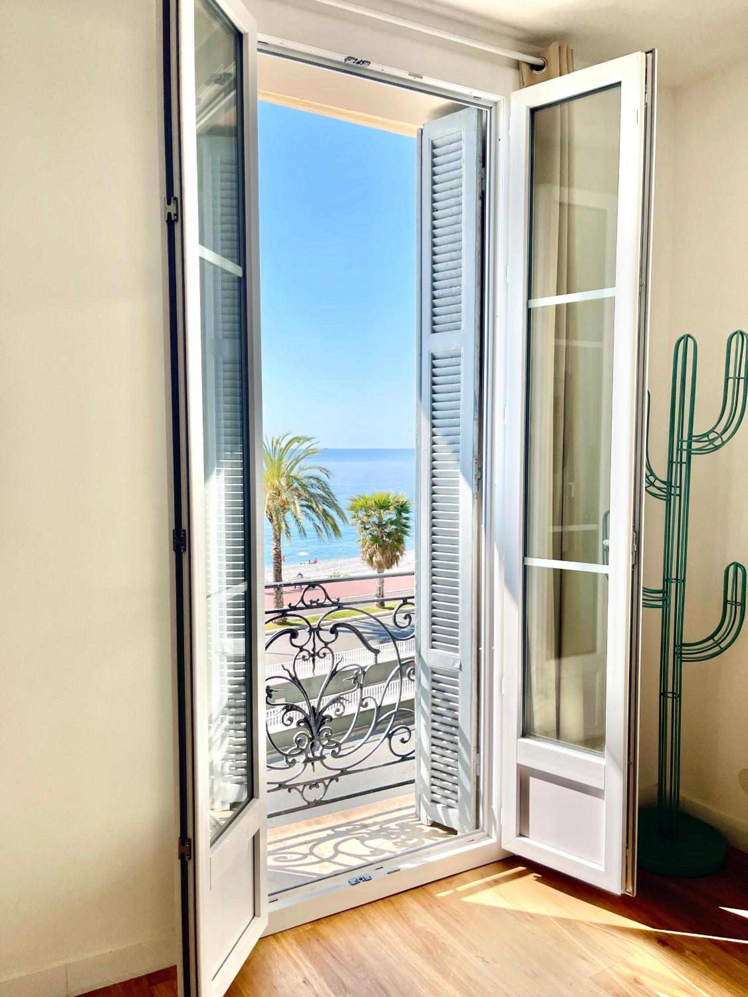 Promenade Des Panoramic Sea View Apartment Nice