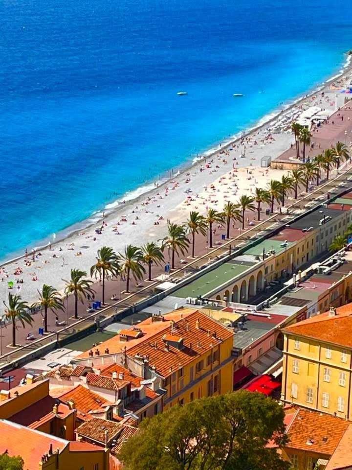 Apartment Floor With Sea View, Clim And Veranda *