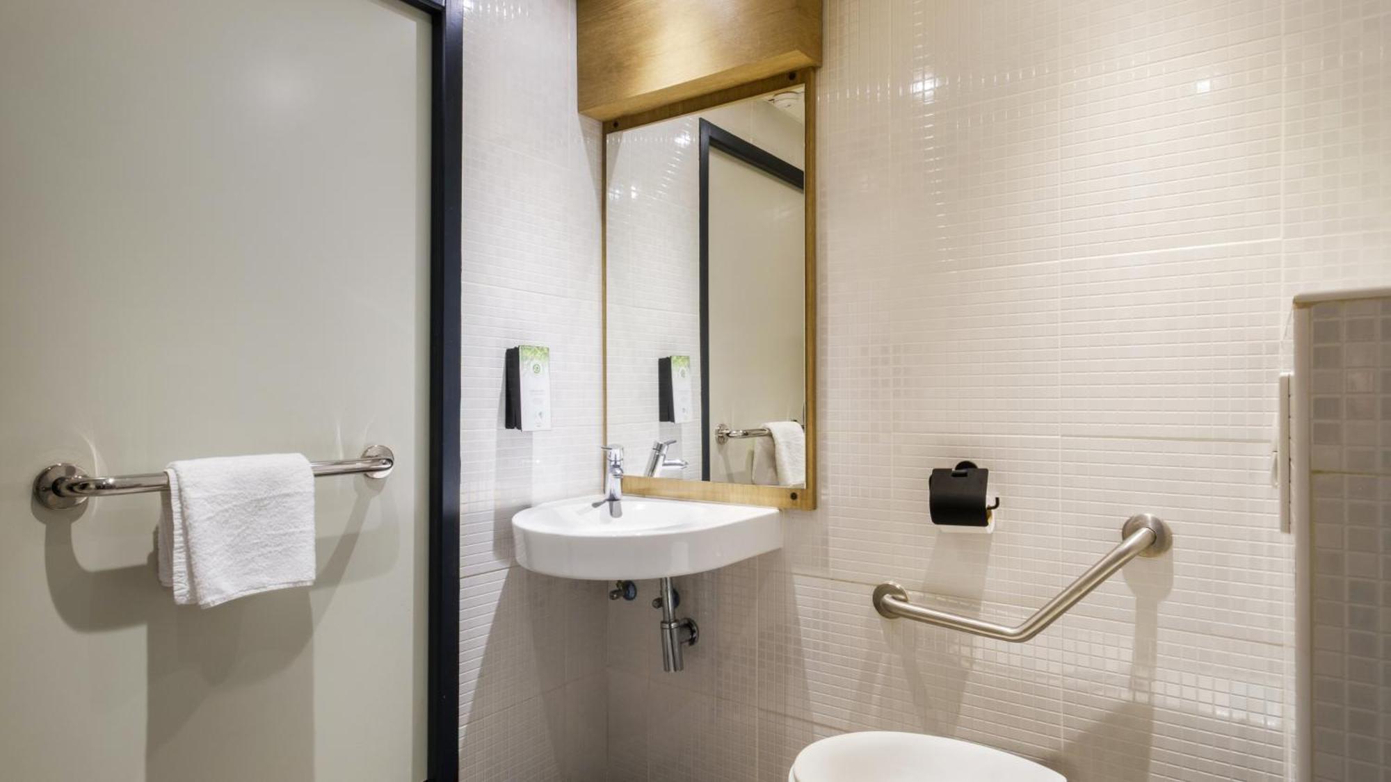 Campanile Prime - Airport 3*