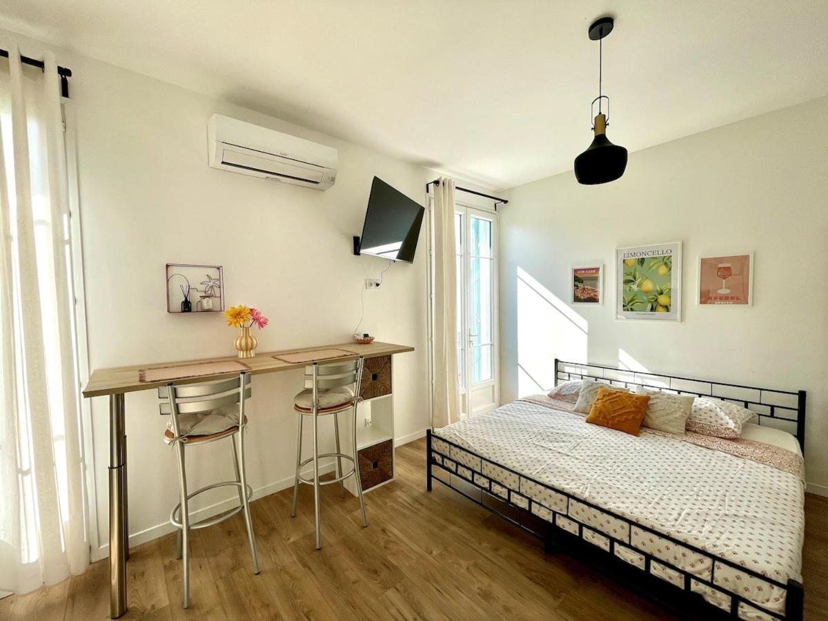 Apartment Proche Mer, Avec Terrasse Et Parking