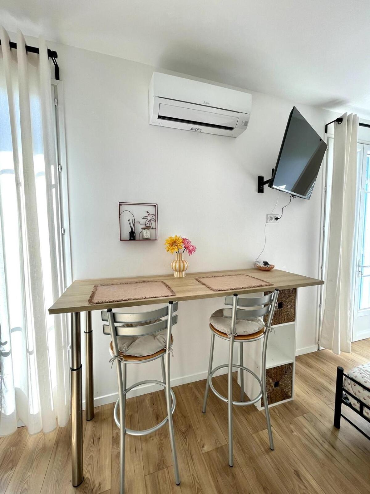 Proche Mer, Avec Terrasse Et Parking Apartment *