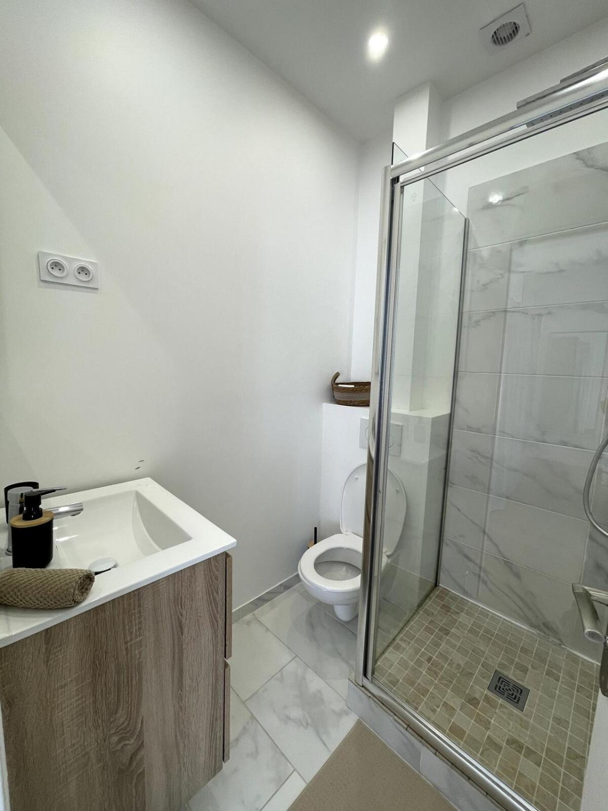 Apartment Proche Mer, Avec Terrasse Et Parking *