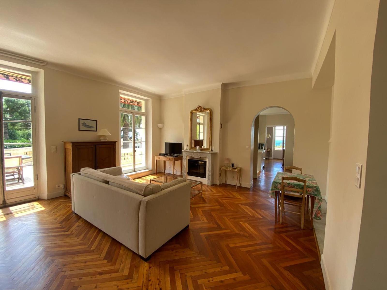 Palmeraie - Magnifique D'epoque Avec Vue 4 Personnes Avec Terrasse Le Port Apartment Nice