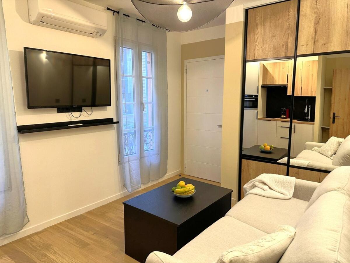 Californien A Deux Pas De La Apartment