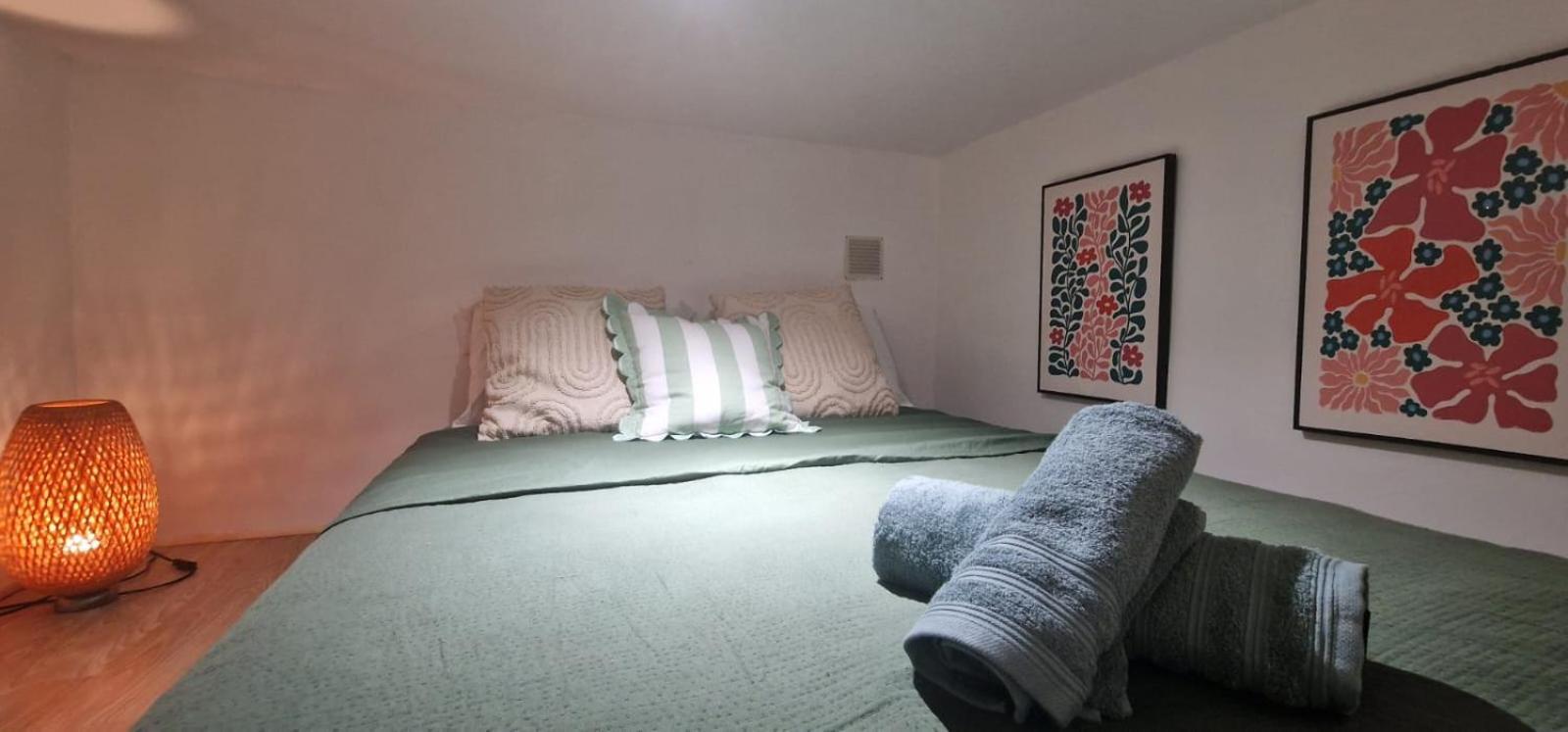 Sunset Atypical With Air Conditioning Holiday home Nice