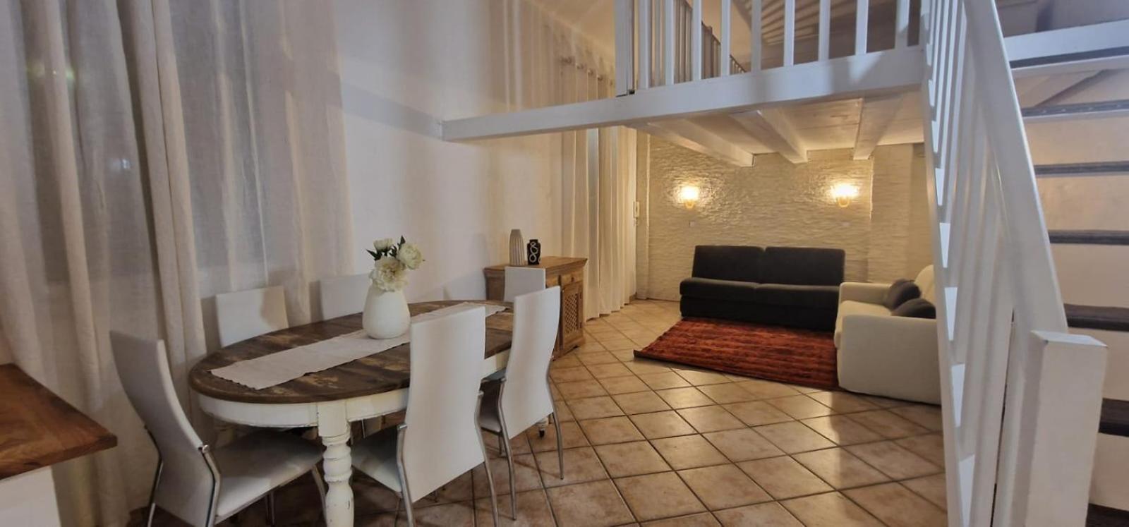 Sunset Atypical With Air Conditioning Holiday home *