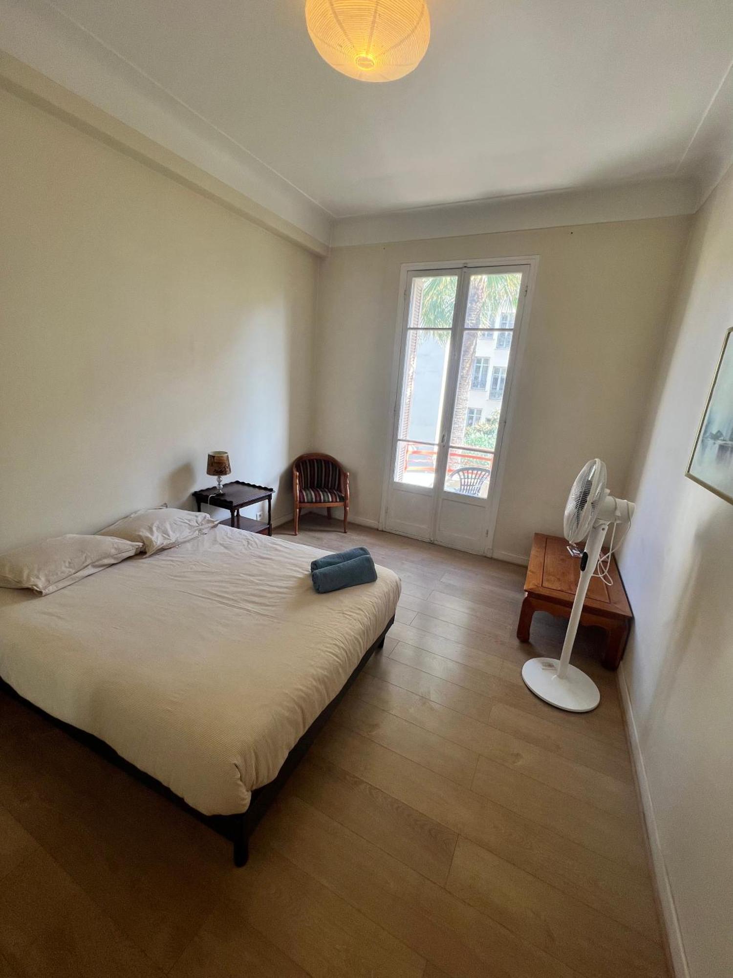 Avec Terrasse En Plein Coeur De A Deux Pas De La ! Apartment *