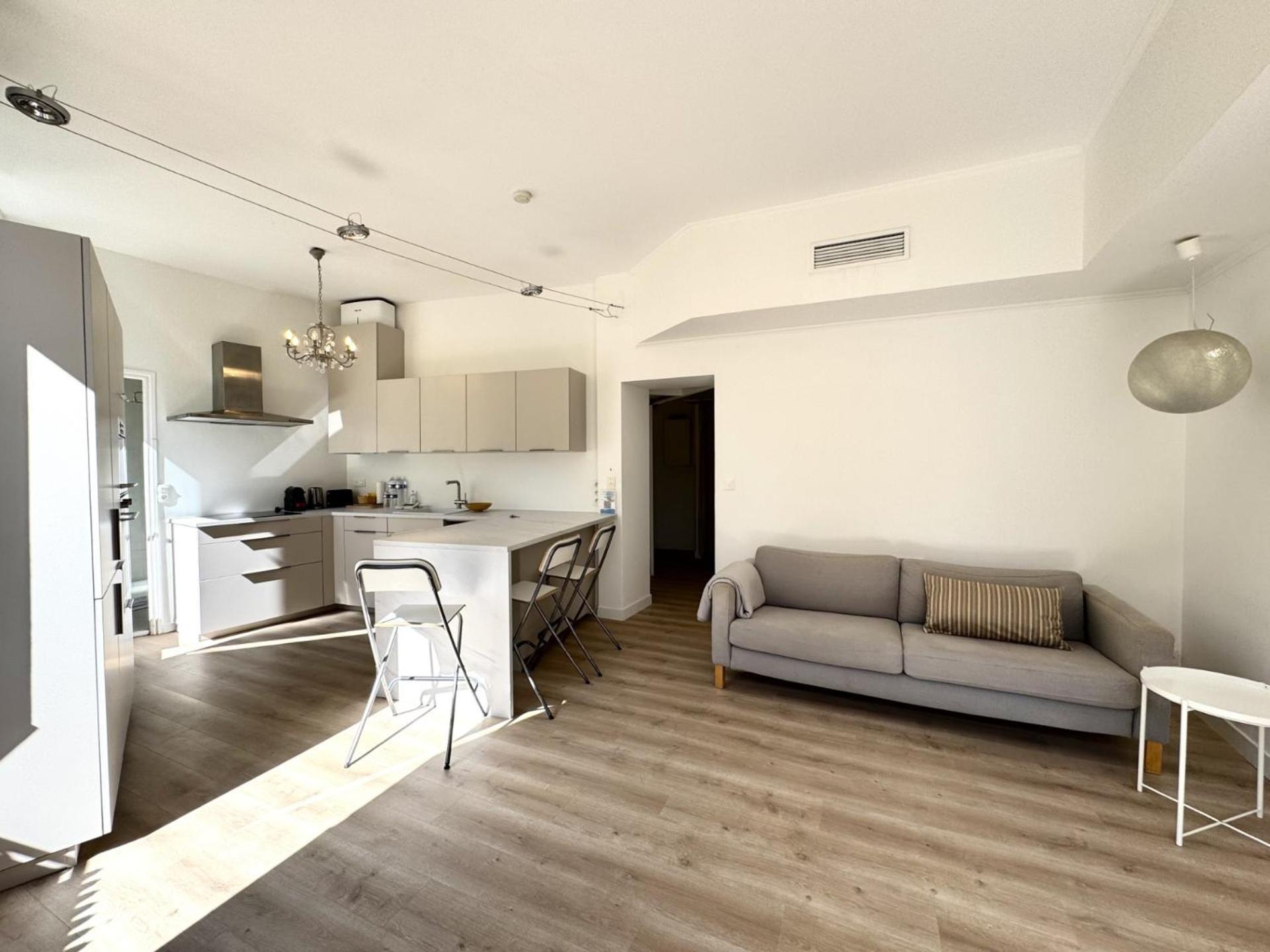 Cc Ot L Atelier Du Collet Old Town Promenade Des Nice
