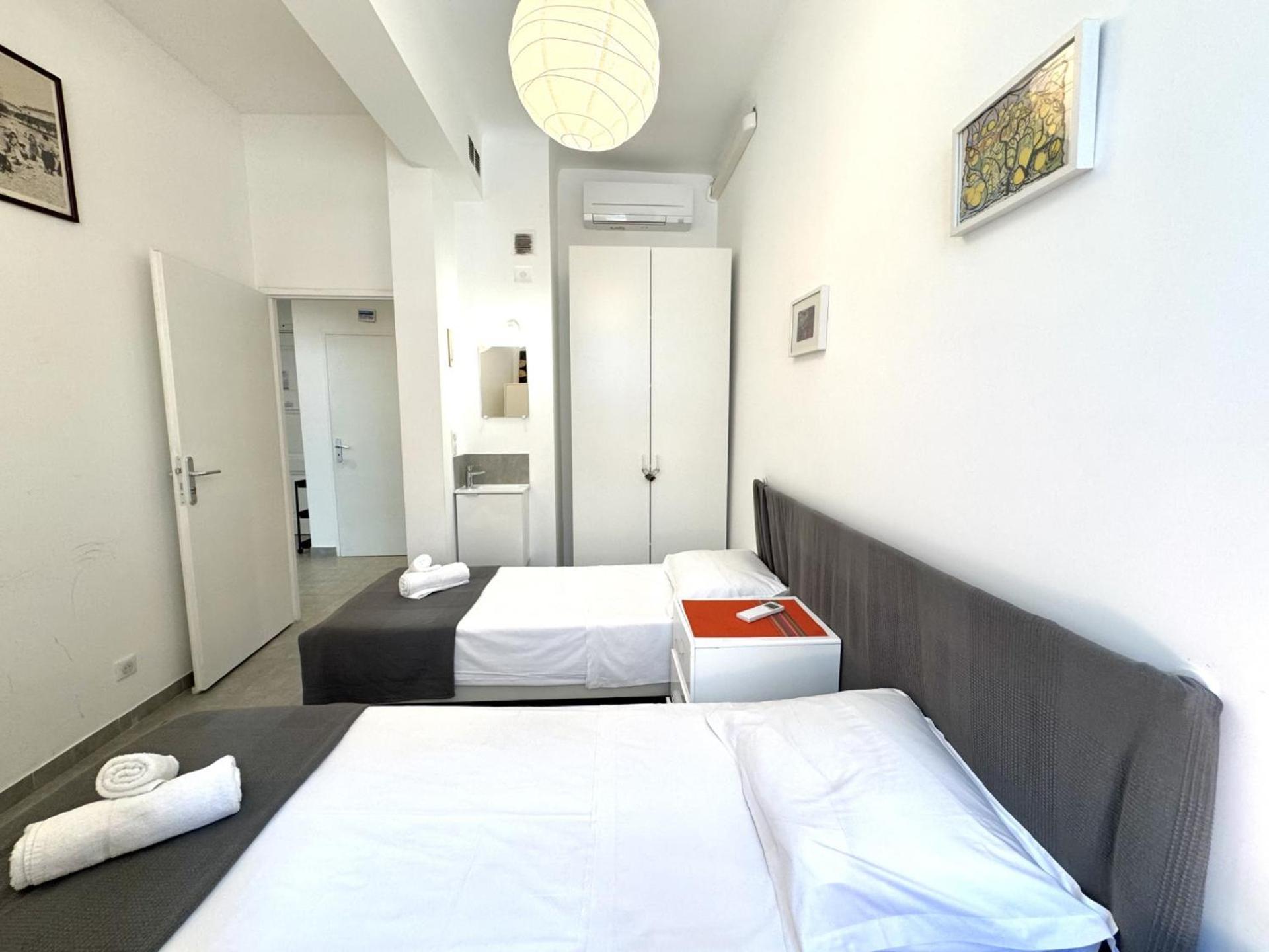 Riviera - Maison Du Grand Sud - Confortable Petit 3 Pieces - Promenade Des Apartment *