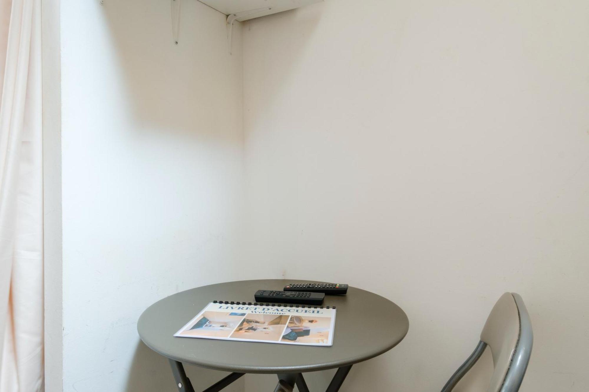 - Le Vernier Apartment