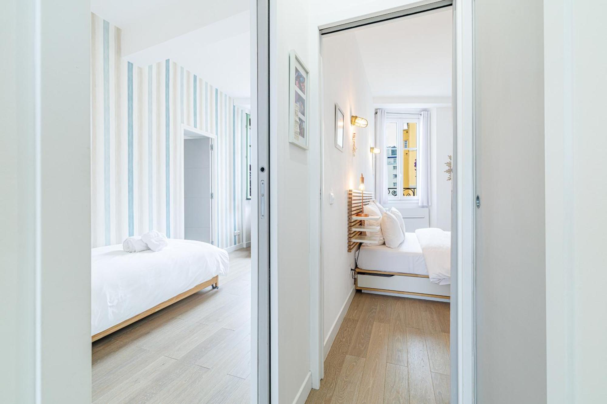 Sunlight - Archibald - Port Area, 2 Bedrooms, Stunning With Balcony & Parking