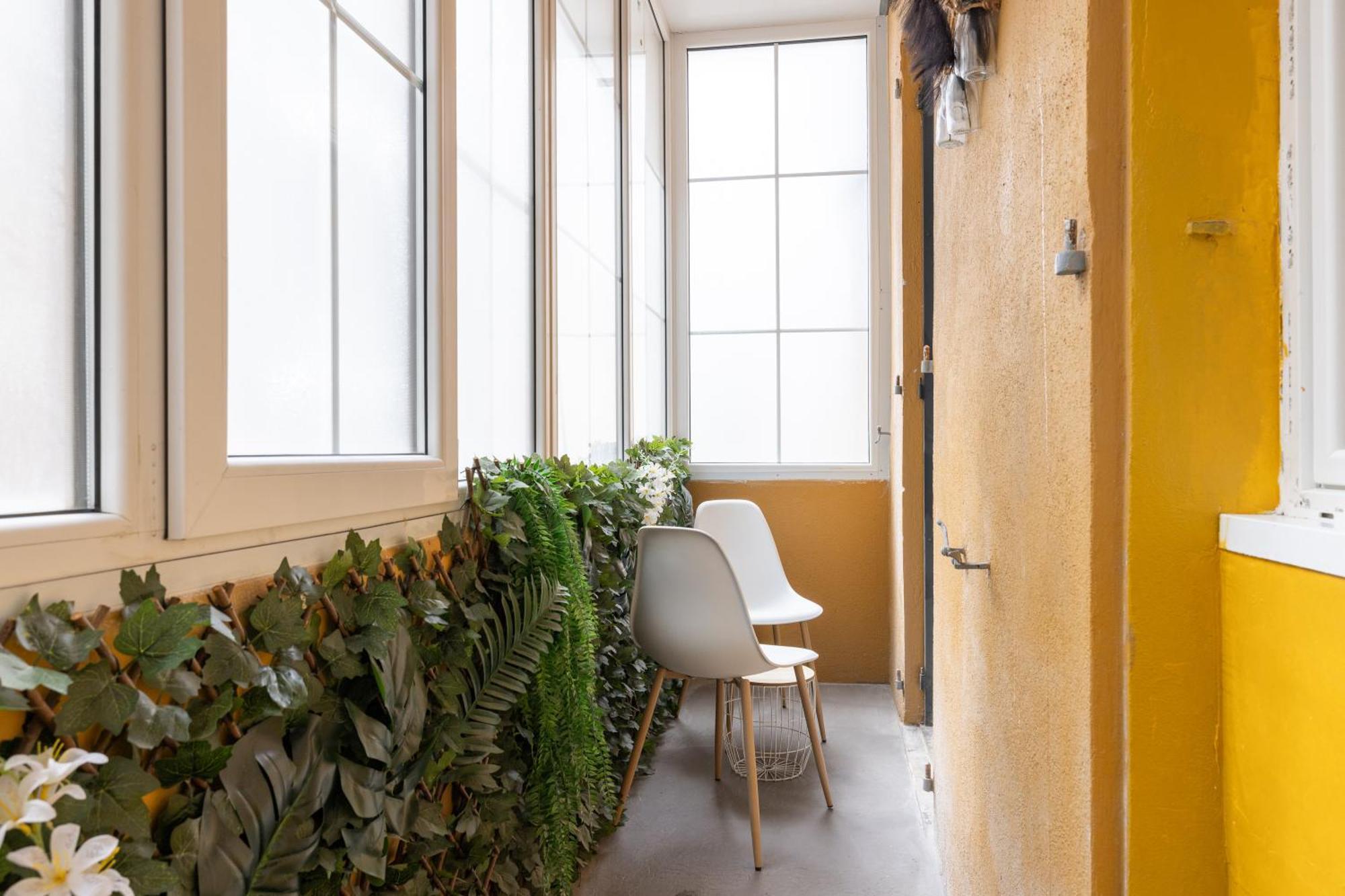 Apartment Renting - 5 Massena - Elegant Air-conditioned Cocoon Quiet Patio Massena