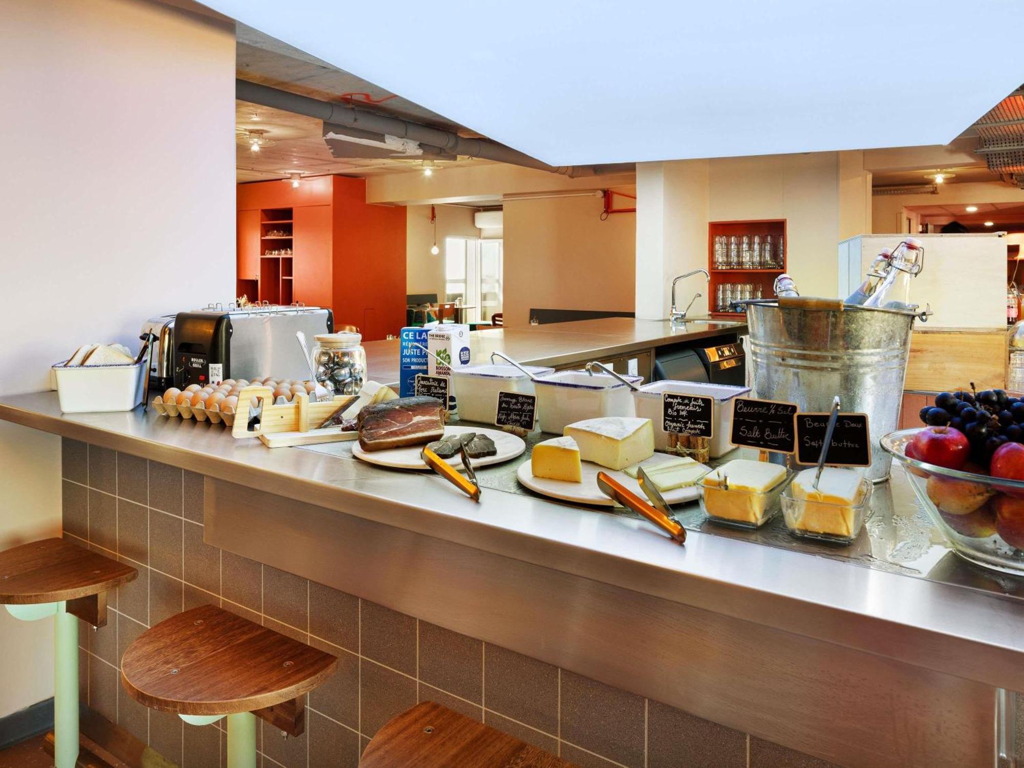 Greet Aeroport Promenade Des Hotel