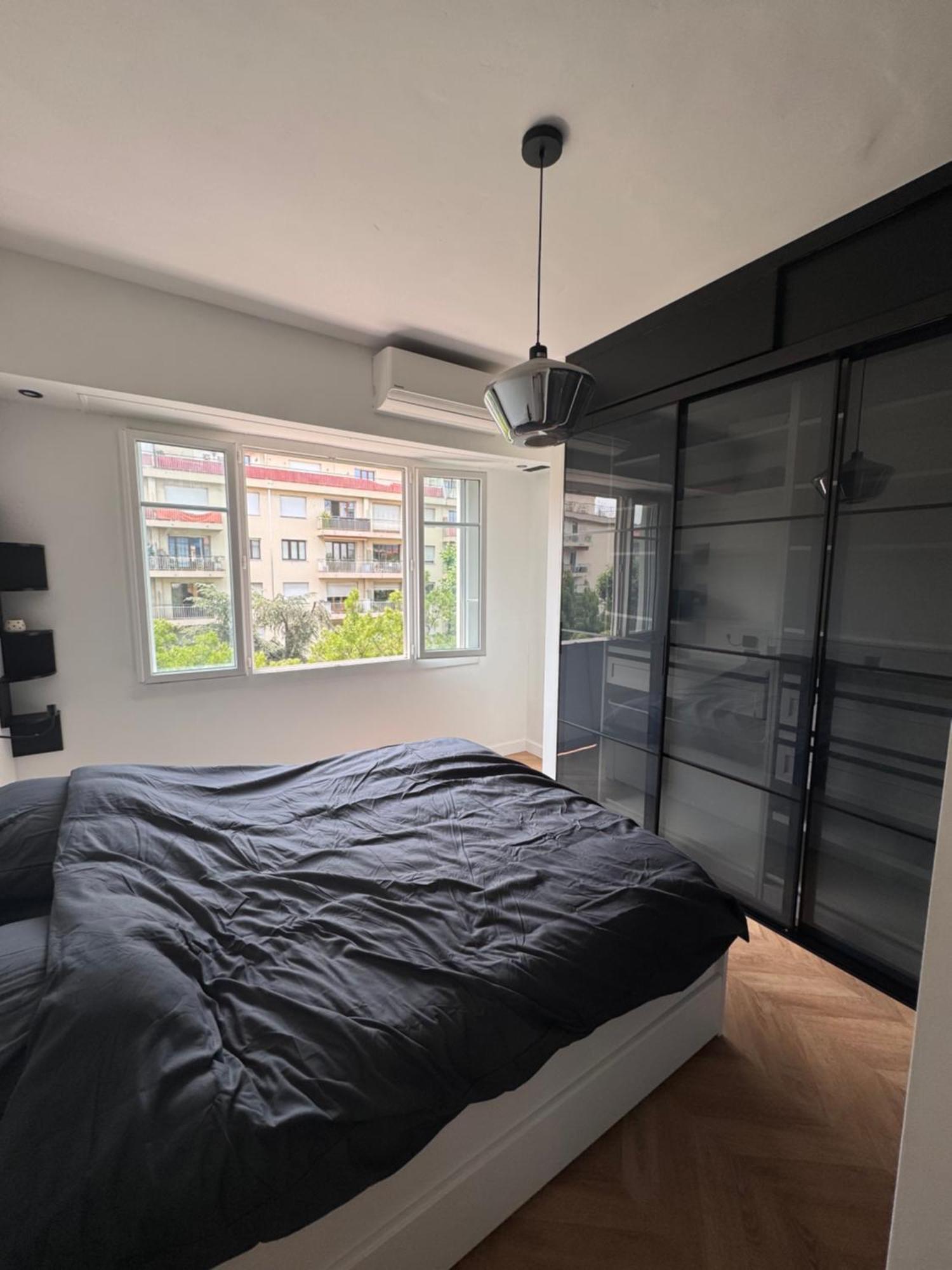 Beautiful 2-room, Ac, Center, Terrace Apartment Nice