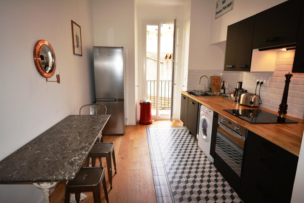 Be Our Guests In Port Le Pin Apartment Nice
