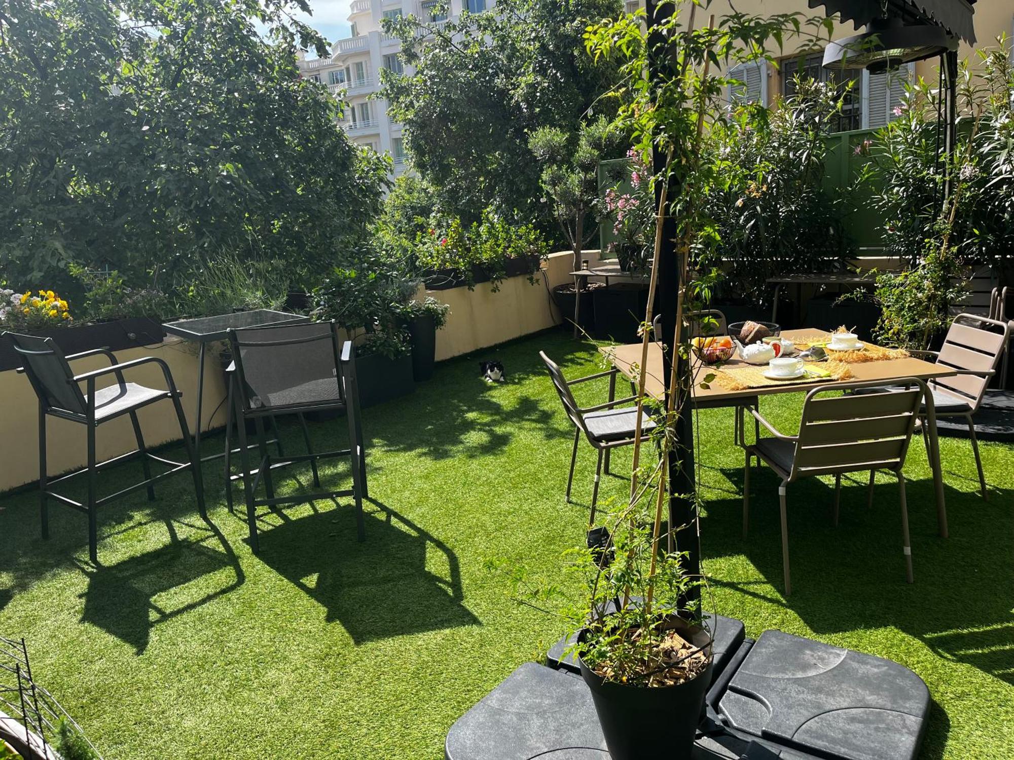 Vue Jardin Alsace Lorraine Victor Hugo 3*