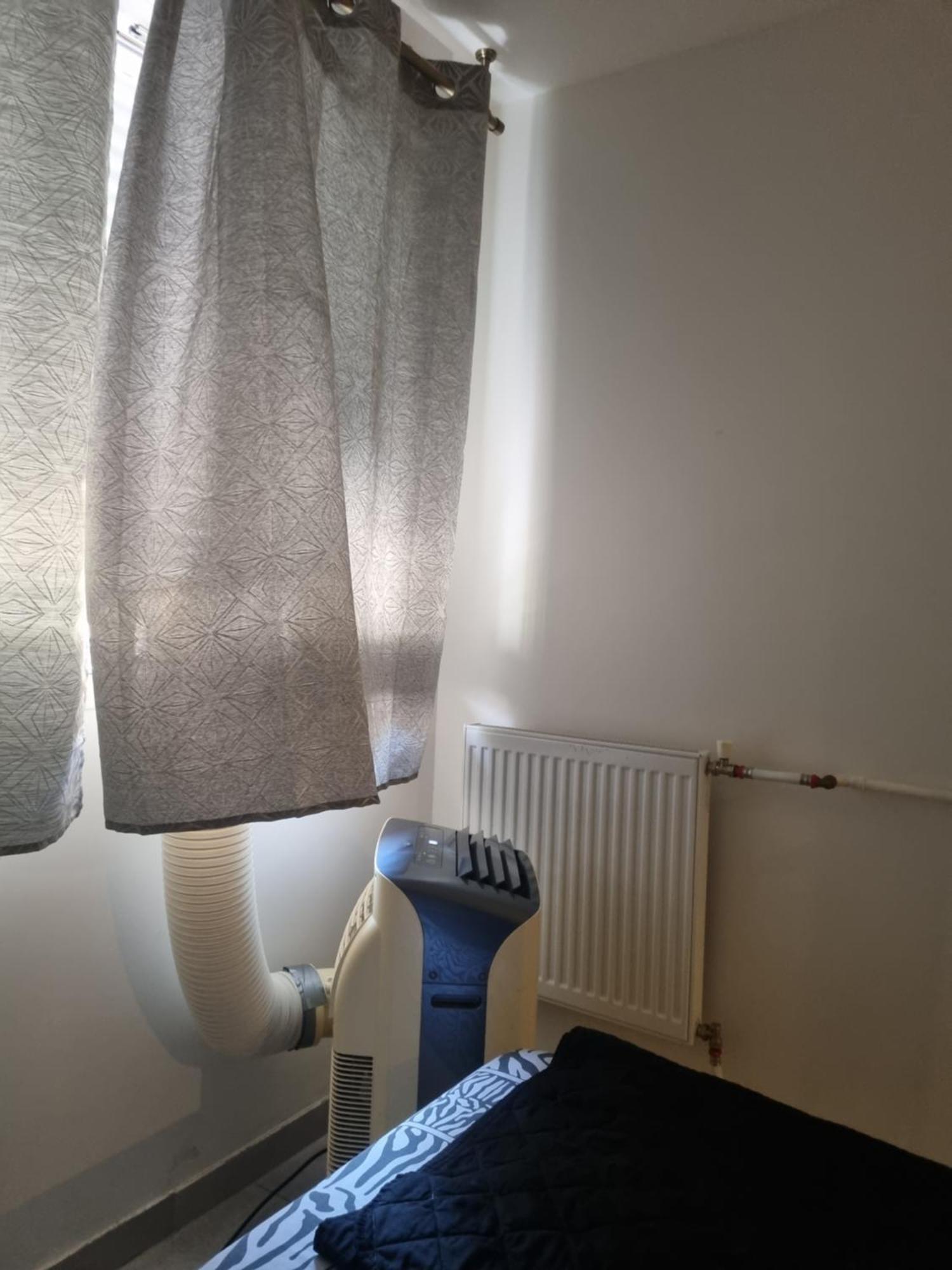 Grand Appartement, 2 Ou 3 Ou 4 Pieces, Tramway Sur Place, Proche Gare Sncf St Augustin 5 Min, Aeroport A 7 Min, Ou Allianz Riviera 10 Min, Palais Nikaia 2 Min , Supermarche Sur Place, Parking Possible Si Disponible Ou Payant A 1000 Metre Apartment *