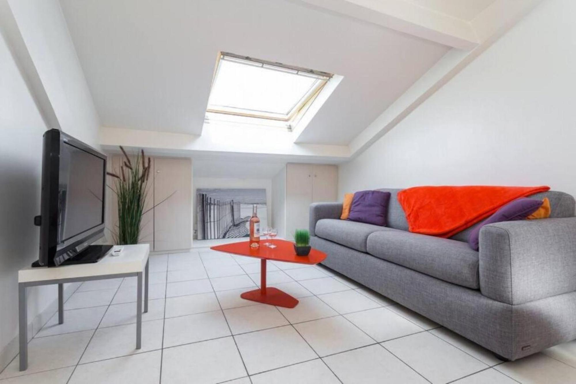 Apartment Port 3 - Spacious And Central W Ac On The Port *