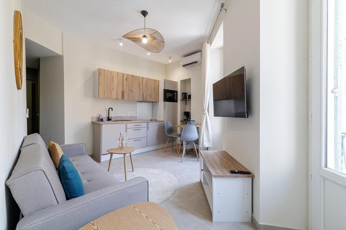 T2 Situe Au Centre-ville De Nice