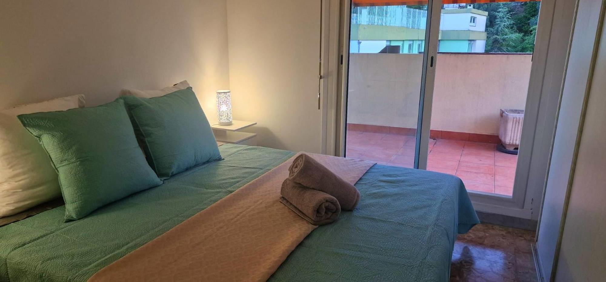 Panoramic Penthouse With Rooftop Jacuzzi