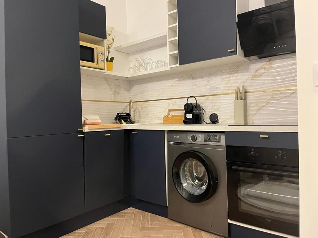 Moon - 31 Apartment *