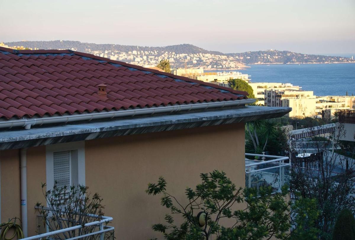 Sea-view Rooftop Terrace Apartment, * Nice