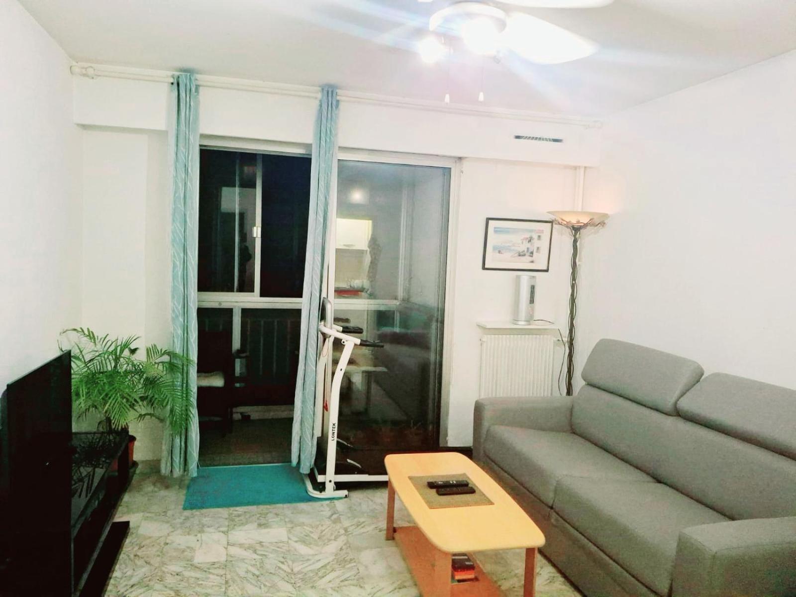 T1 Bord De West Apartment *