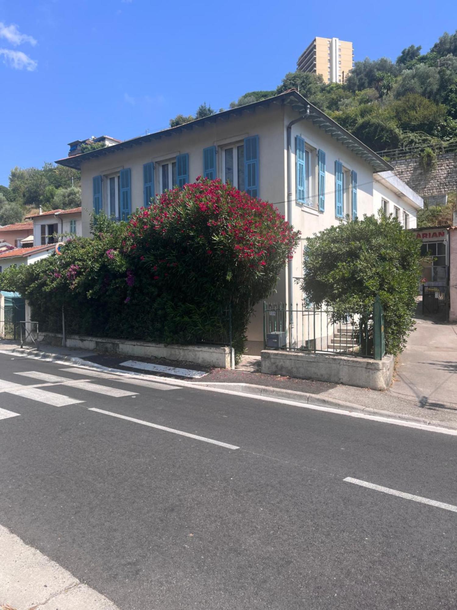 De Maison Nicoise - Calme, Charme Et Vu Degagee Sur Les Collines Apartment *