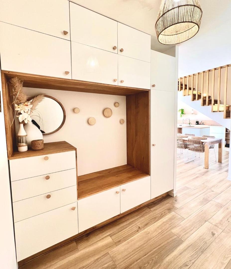 Moderne Pour 8 Personnes - Vue Sur !