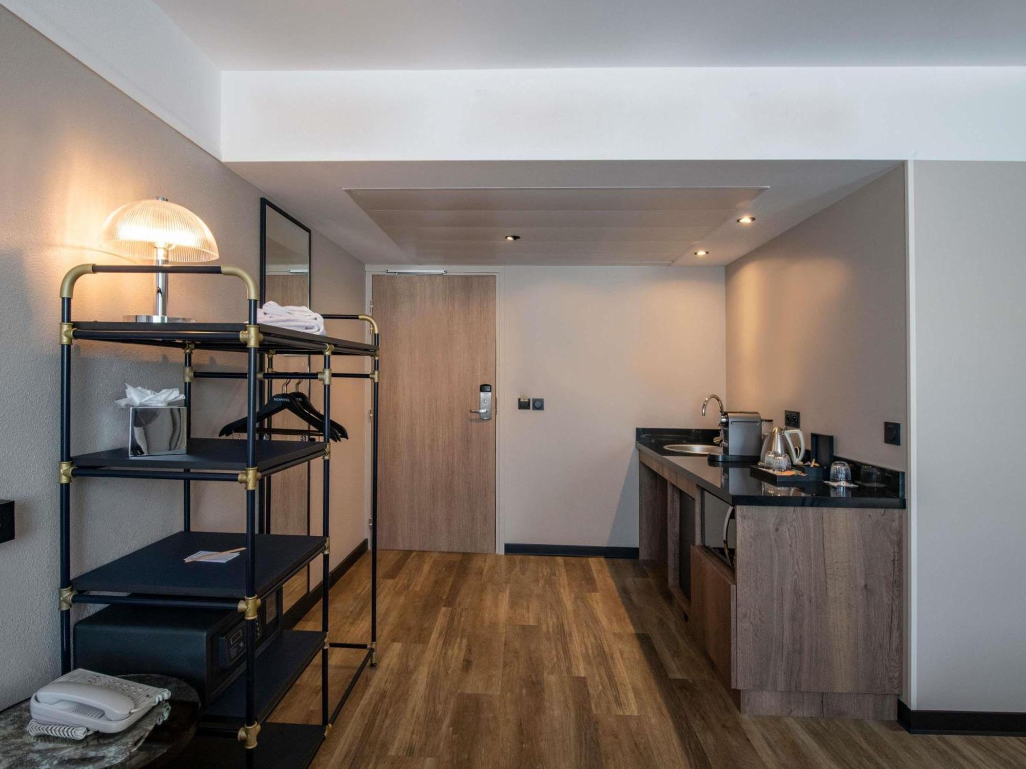 Hotel Novotel Airport 4*