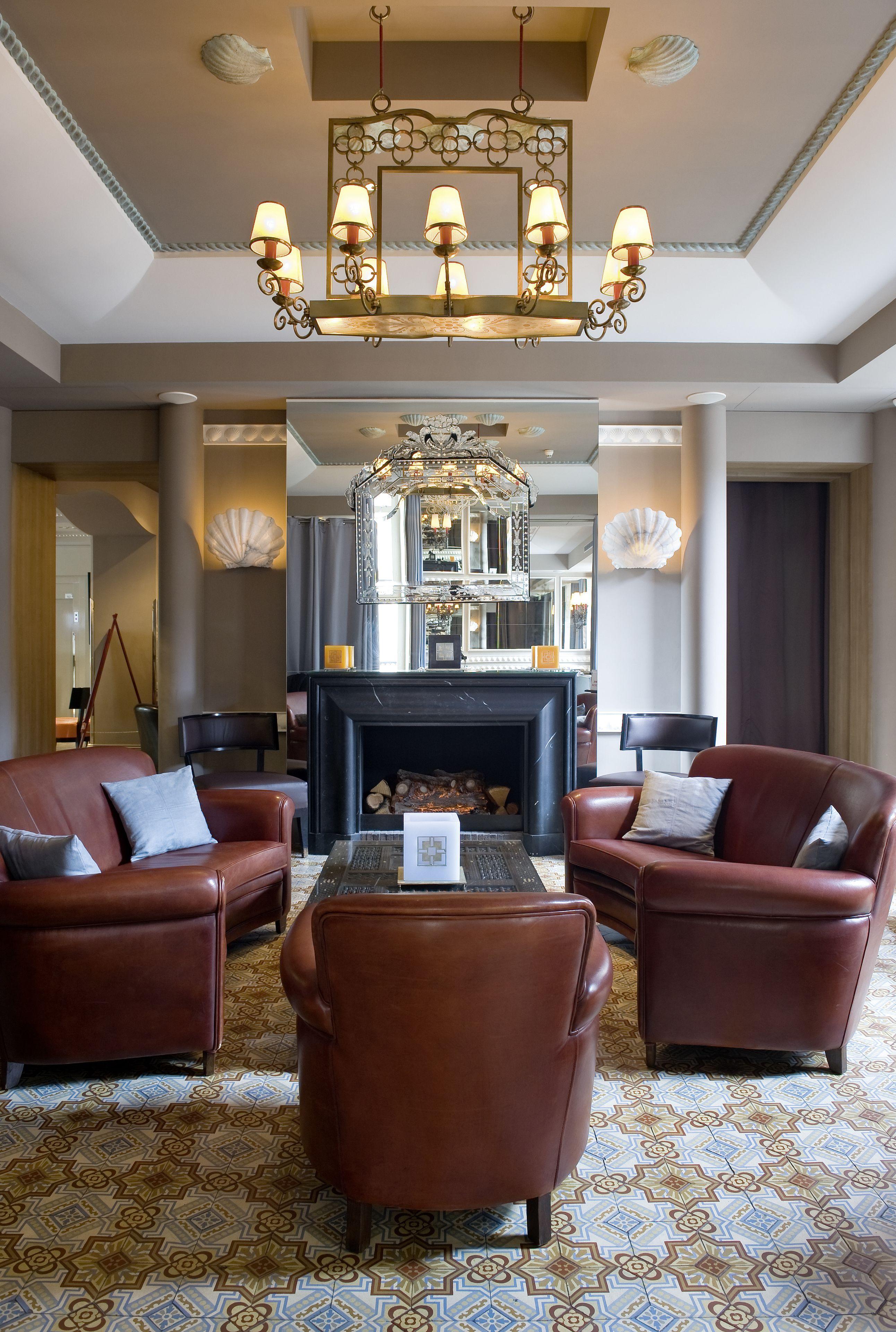 Apollinaire Hotel