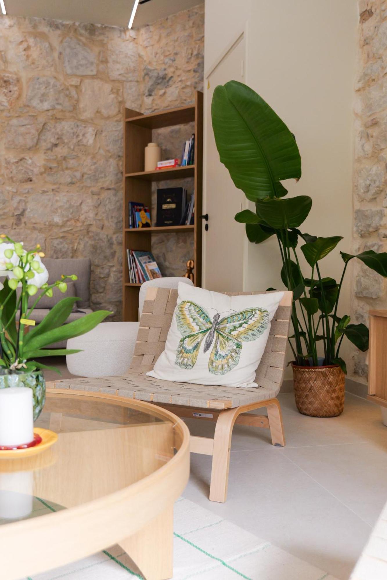 Apartment Extra Spacious Modern Hub Center