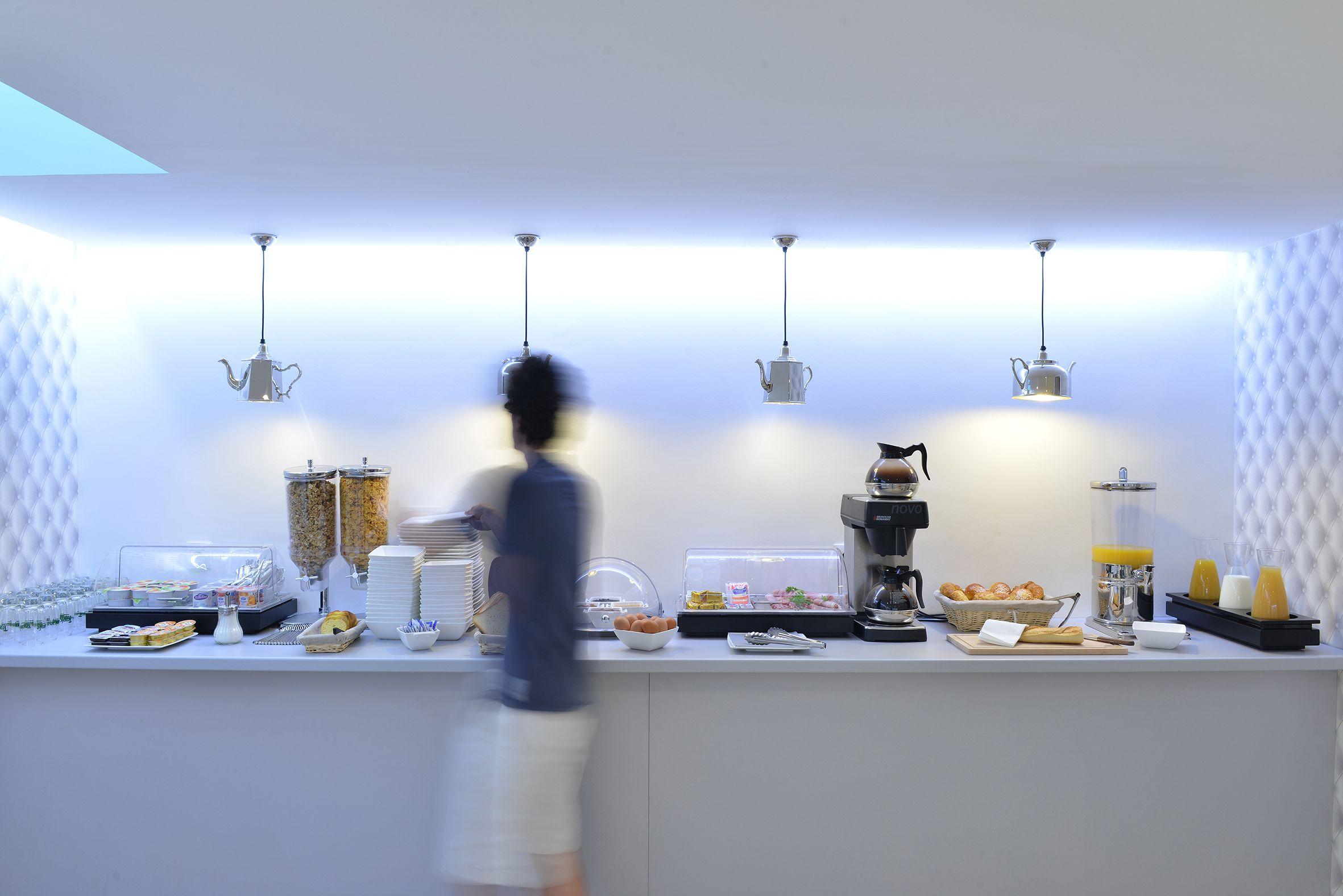 Hotel La Victor Hugo 3*