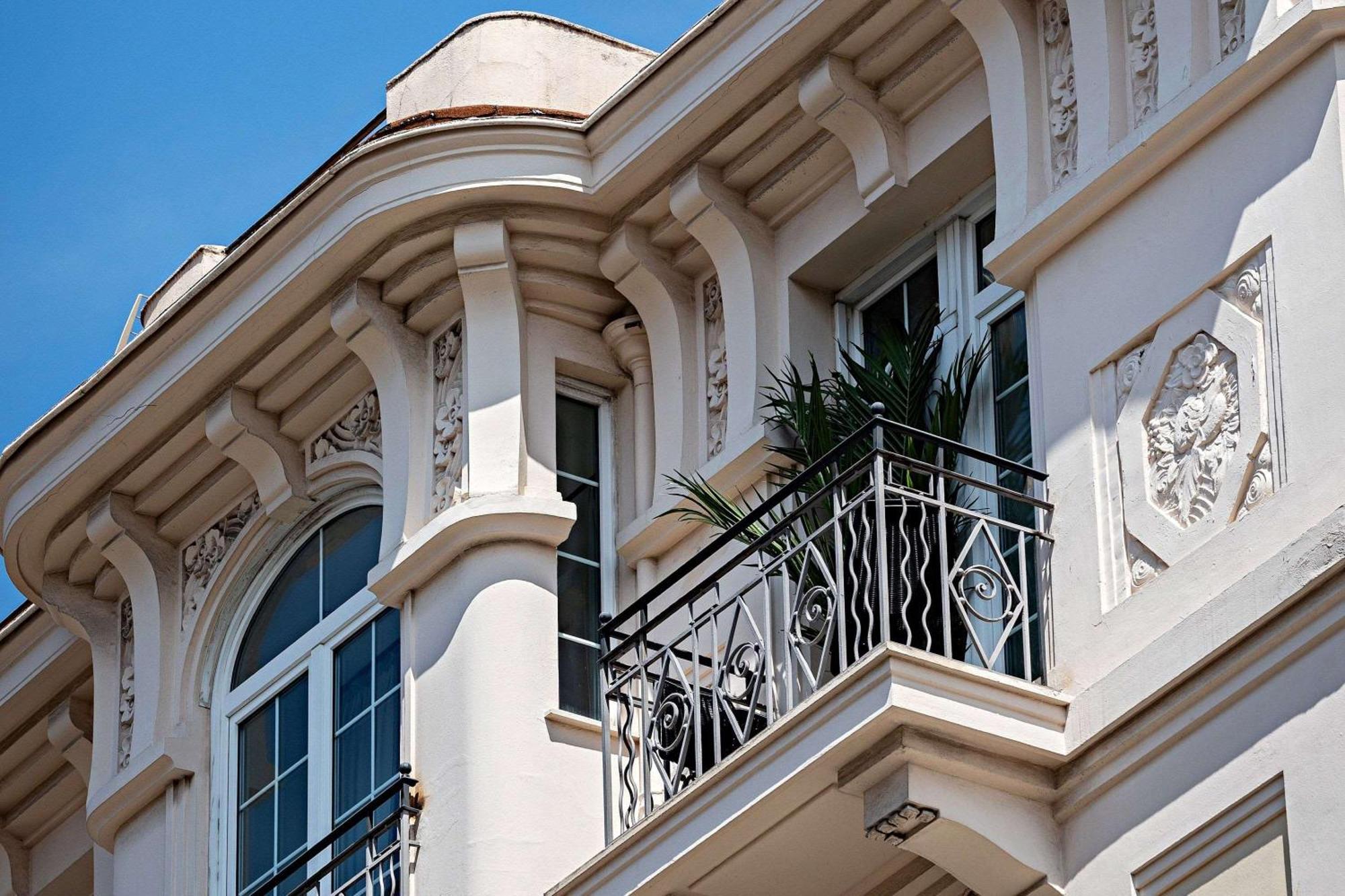 Le Riviera Collection, Signature Collection By Western