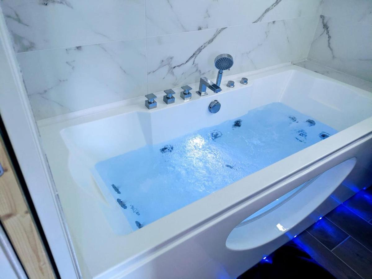 Apartment Avec Balneo Proche *