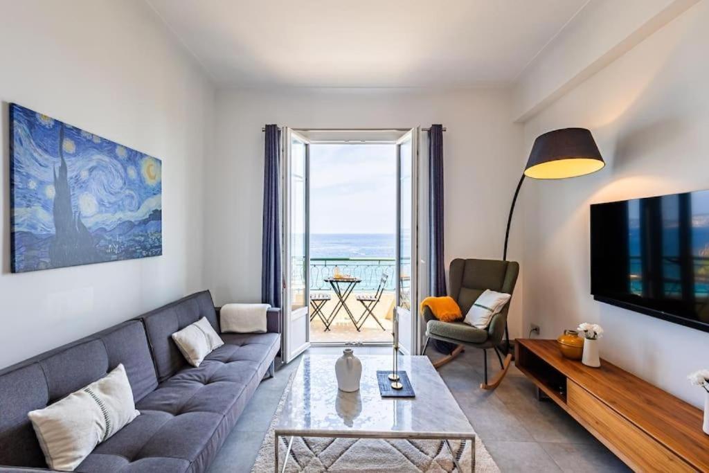 Prestige Sur La Promenade Des * Nice