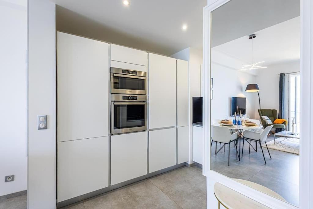 Prestige Sur La Promenade Des * Nice