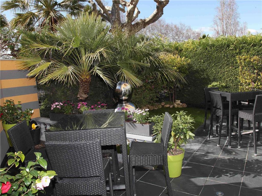 Ibis Budget Palais Nikaia *