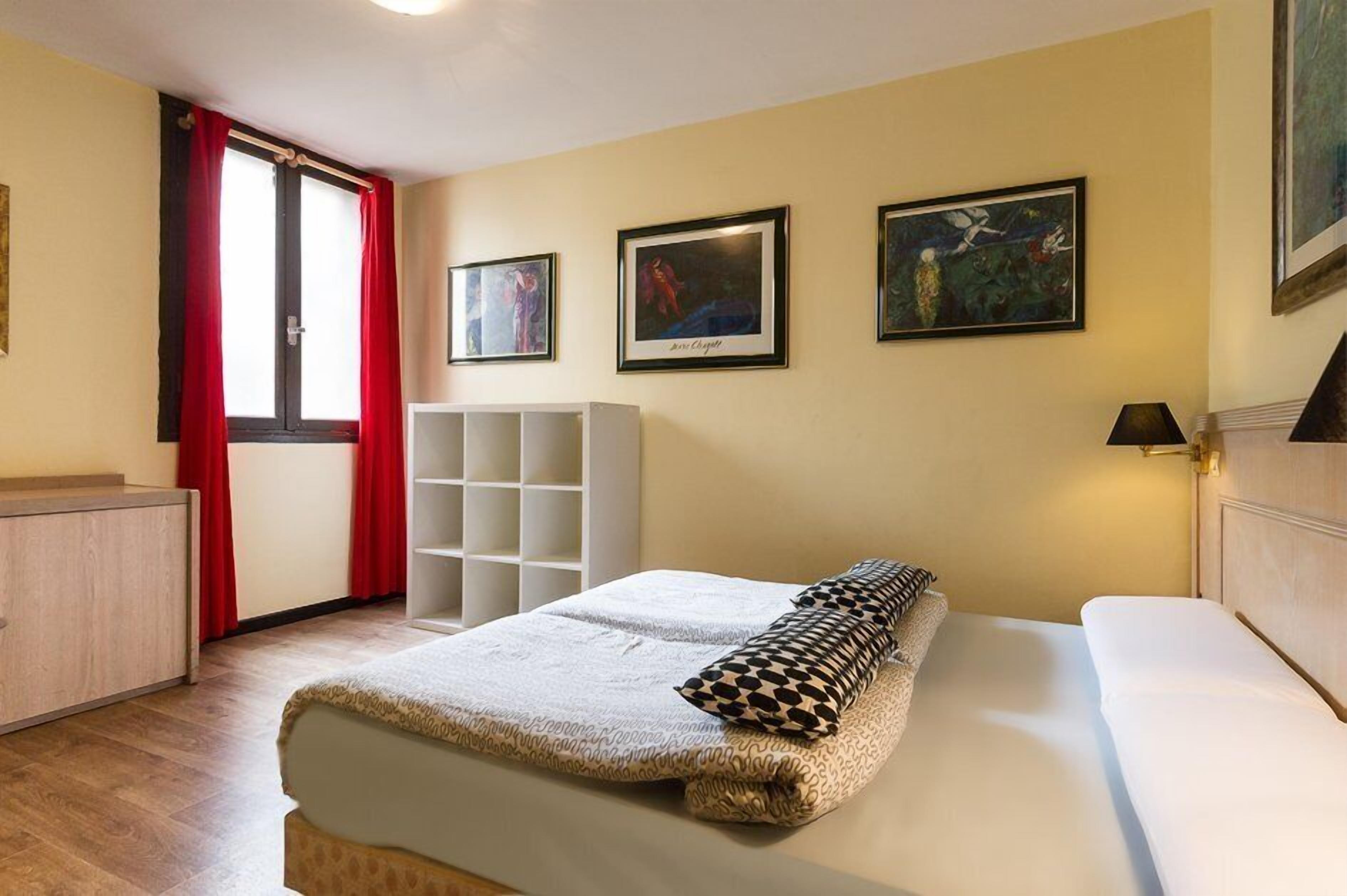 Hostel Saint Exupery Nice