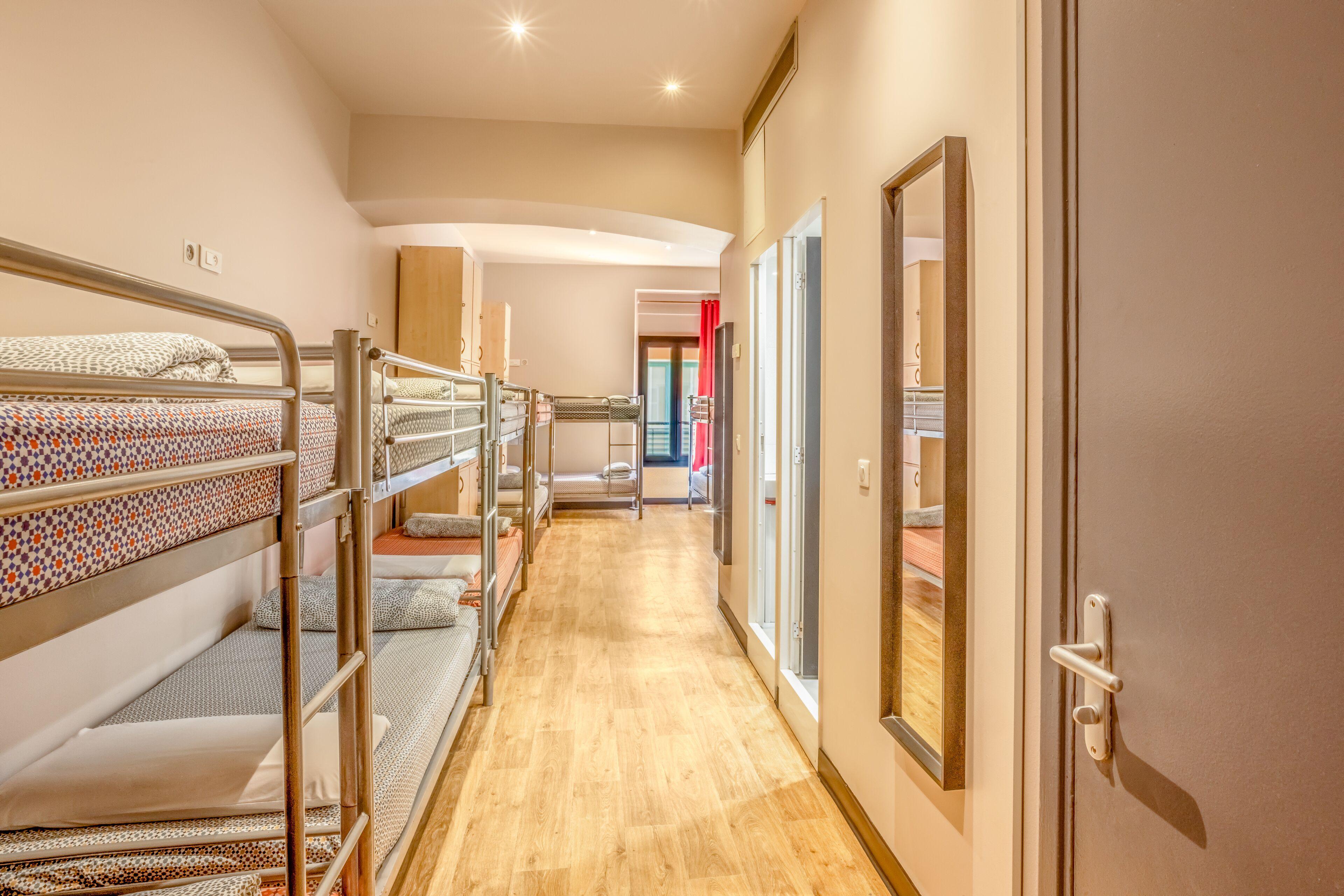Hostel Saint Exupery *