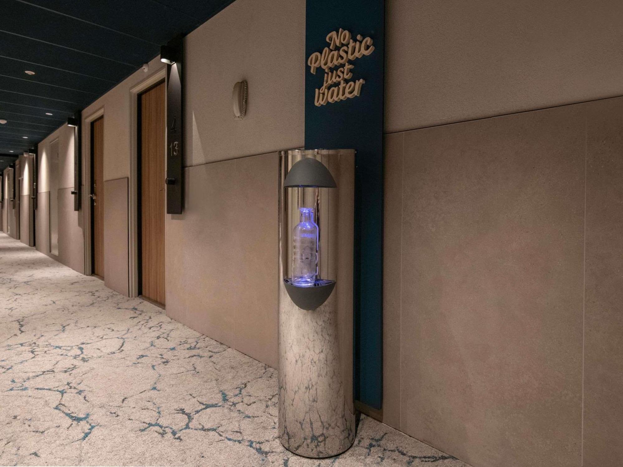 Novotel Arenas Aeroport Hotel