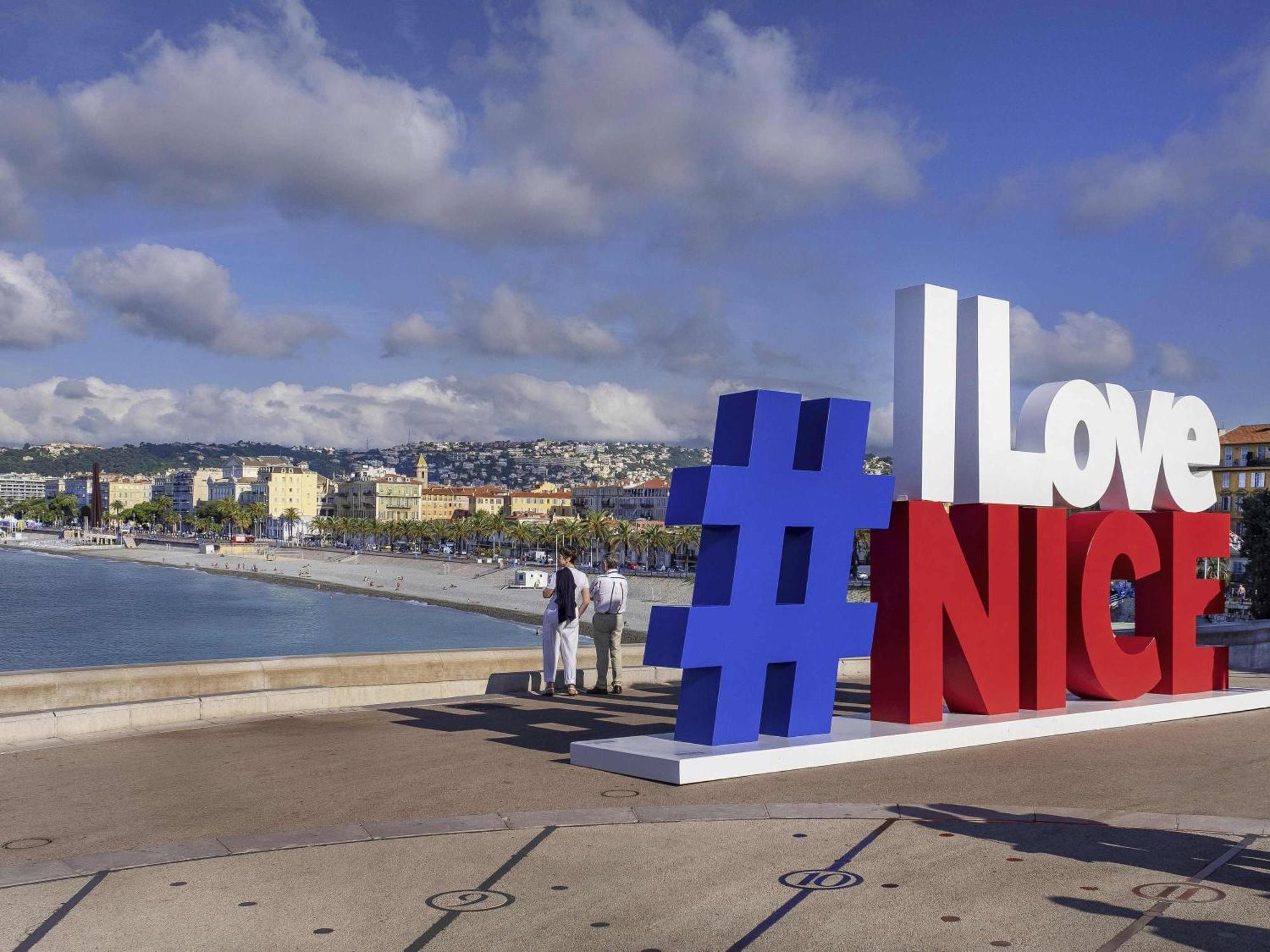 Novotel Arenas Aeroport Hotel