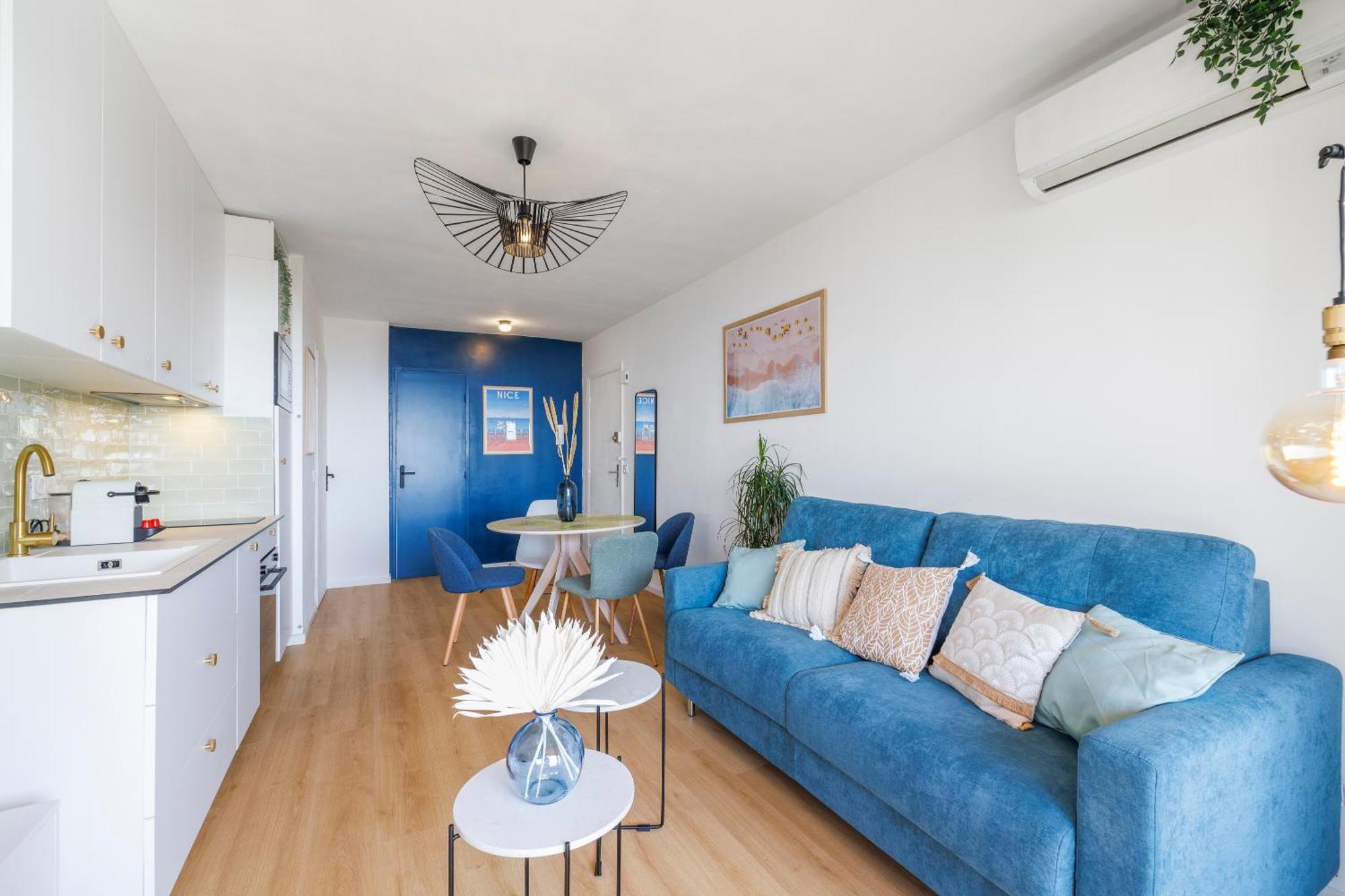 Renting - Carnot - Escape To French Riviera Terrace With Sea View