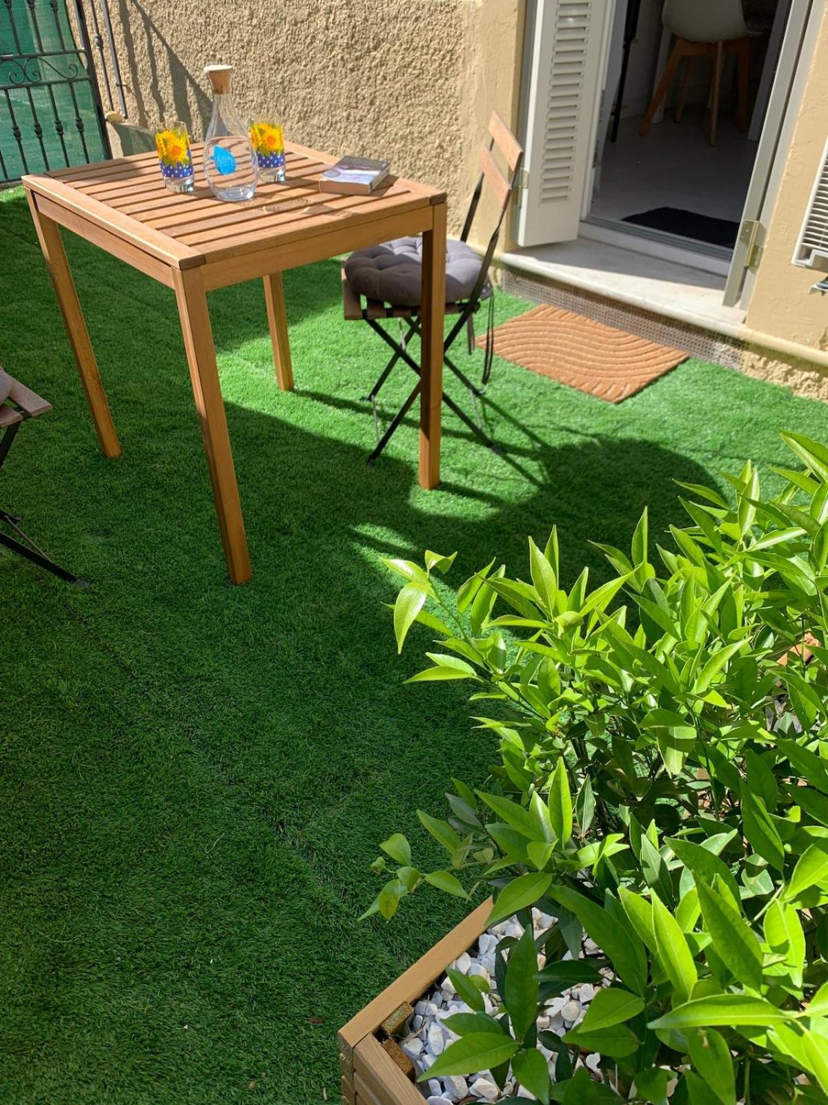 Apartment Elegant T2 Au Calme *