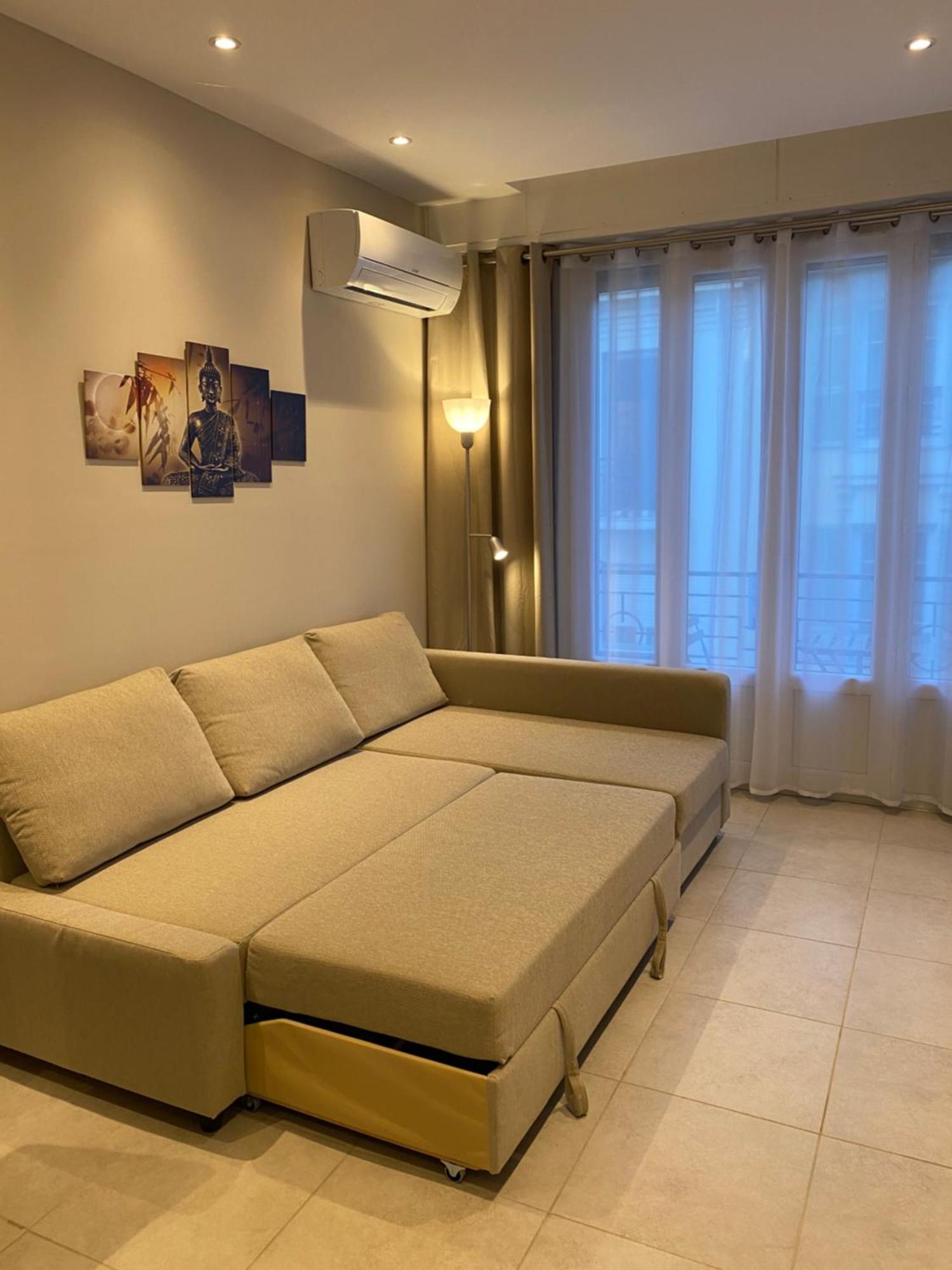 Apartment The Entire 2 Rooms, Balcony, Sea View *