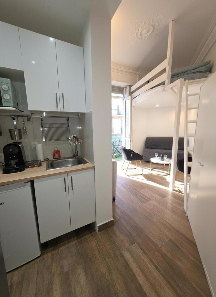 Cozy Studio, Balcony & Ac, Heart Of * Nice