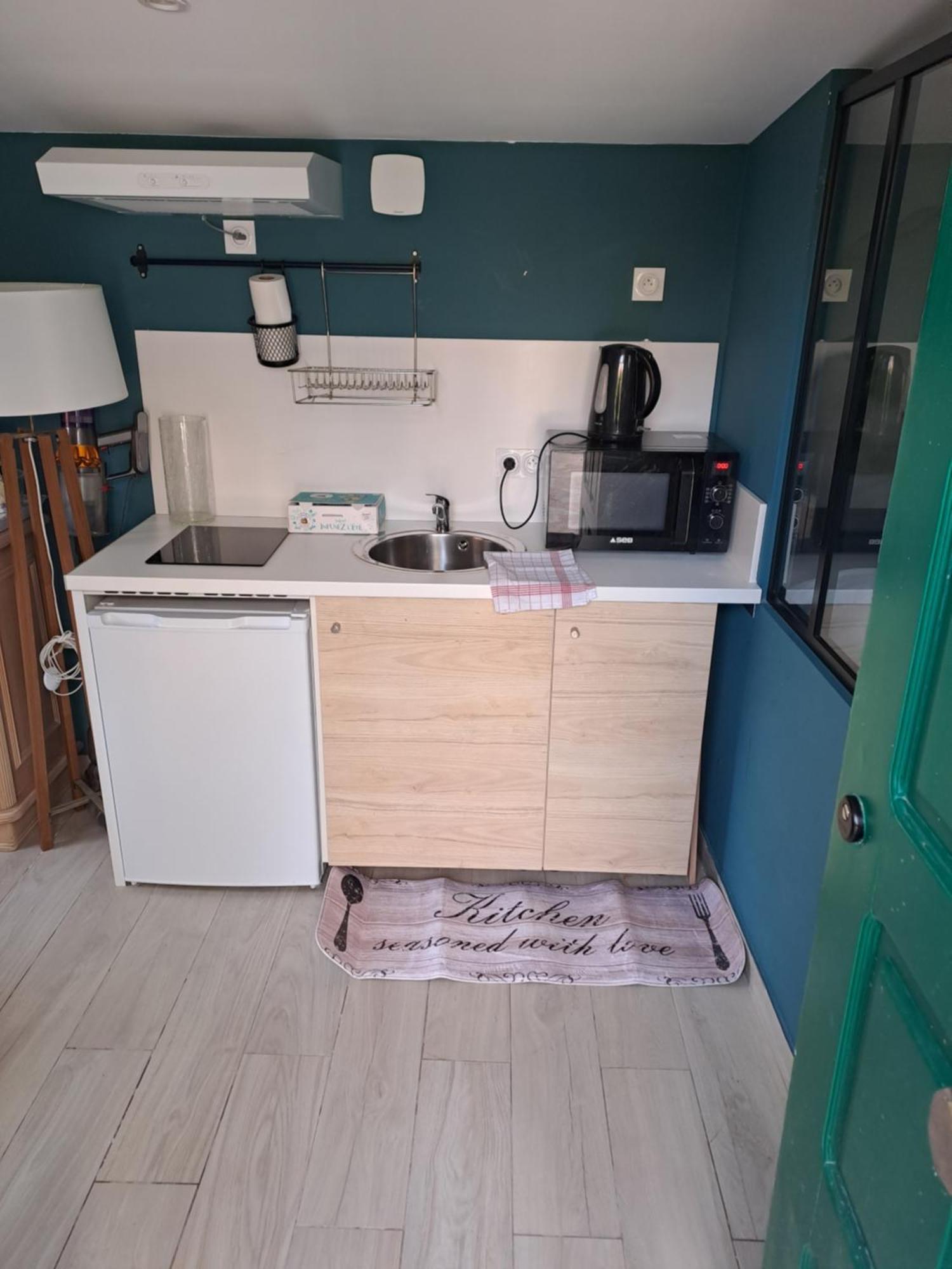 Dans Le Apartment Nice