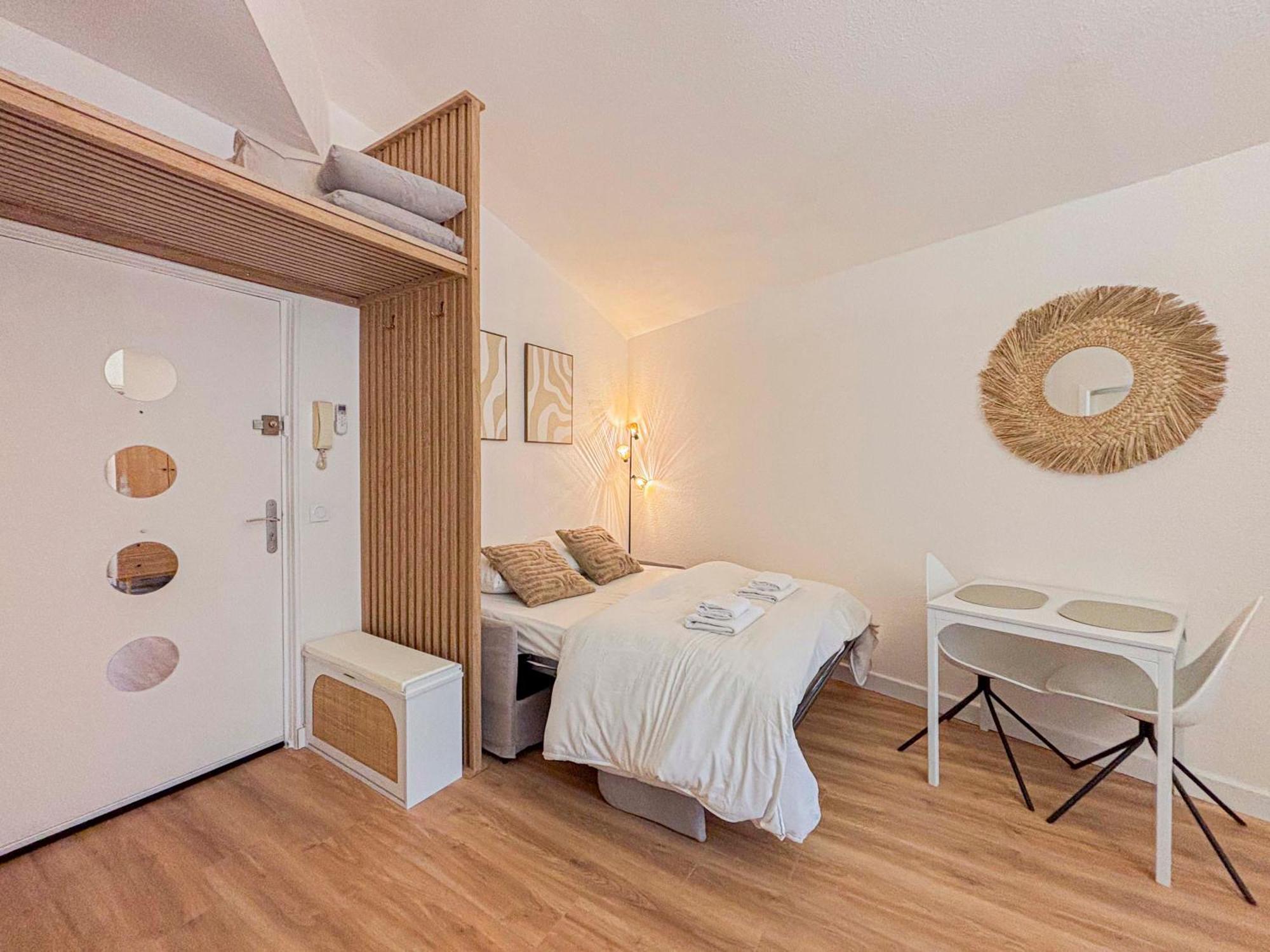 Proche - 2 Pers, Ac Apartment *