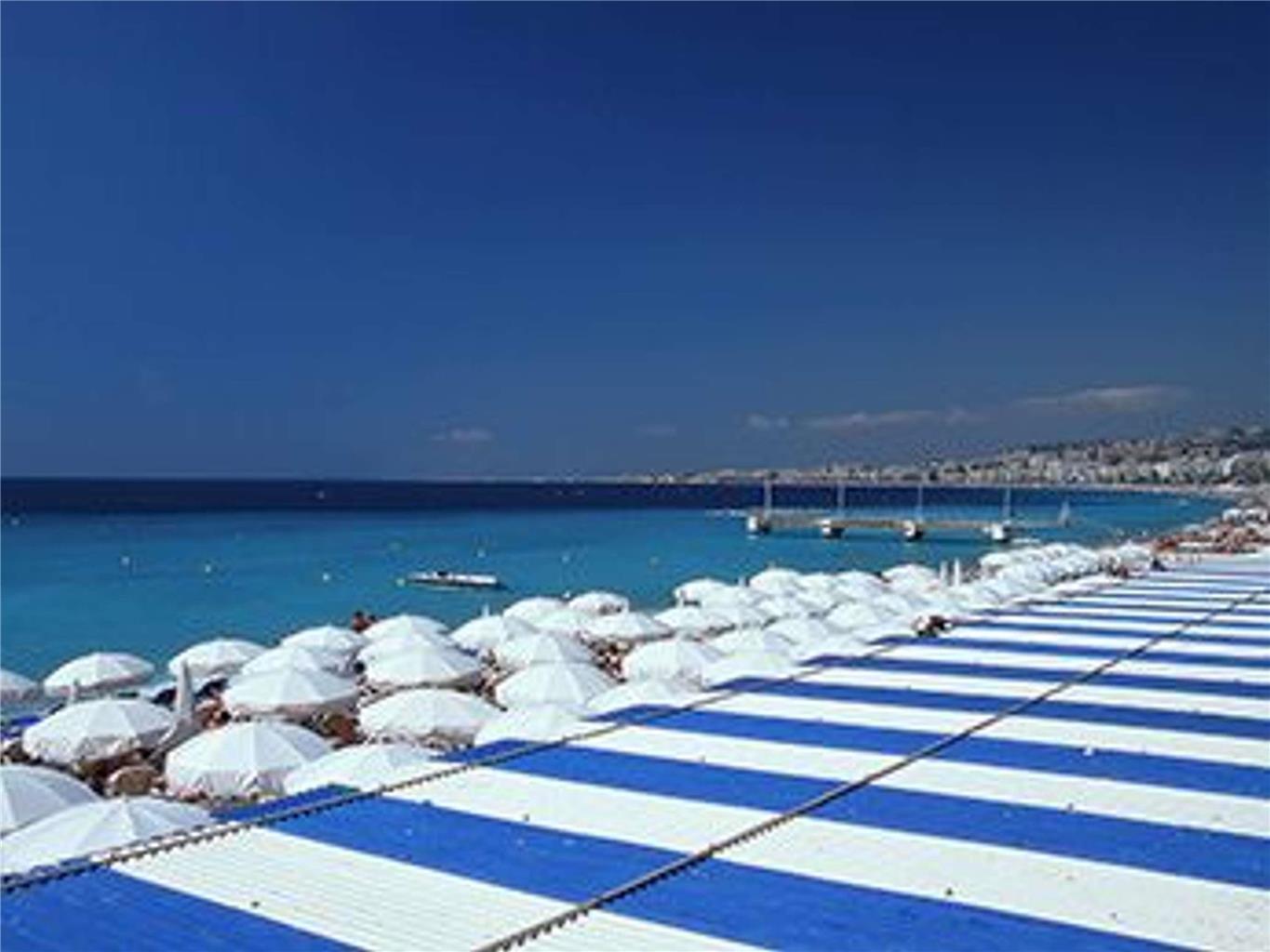 Mercure Promenade Des Hotel