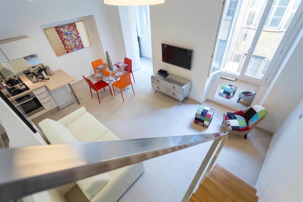 Alexandre Mari - 2 Chambres - Vieux Apartamento